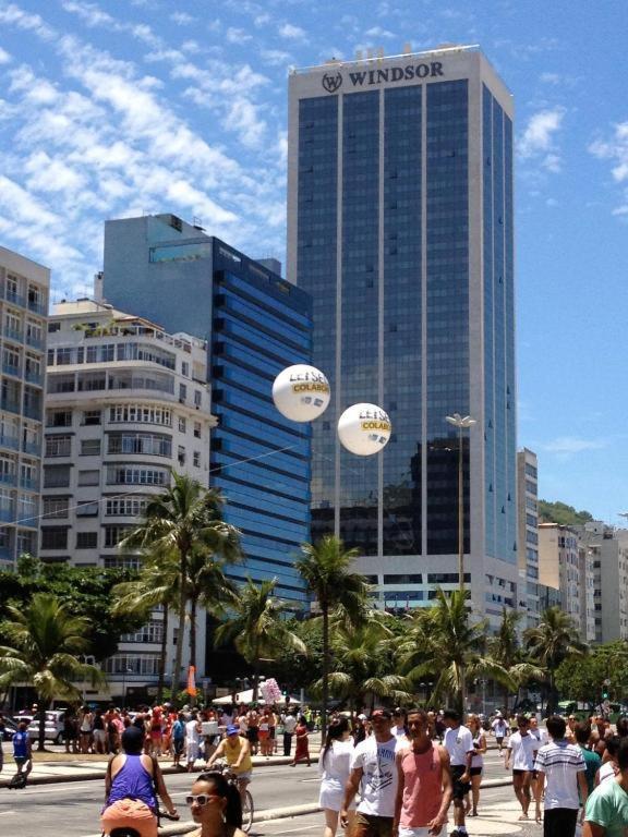 Apartamento Completo Na Praia De Copacabana 02 Quartos Com Vista Lateral Mar Em Andar Alto, Ar, Wifi , Netflix, Pauloangerami Rmvc18 Rio de Janeiro Kültér fotó