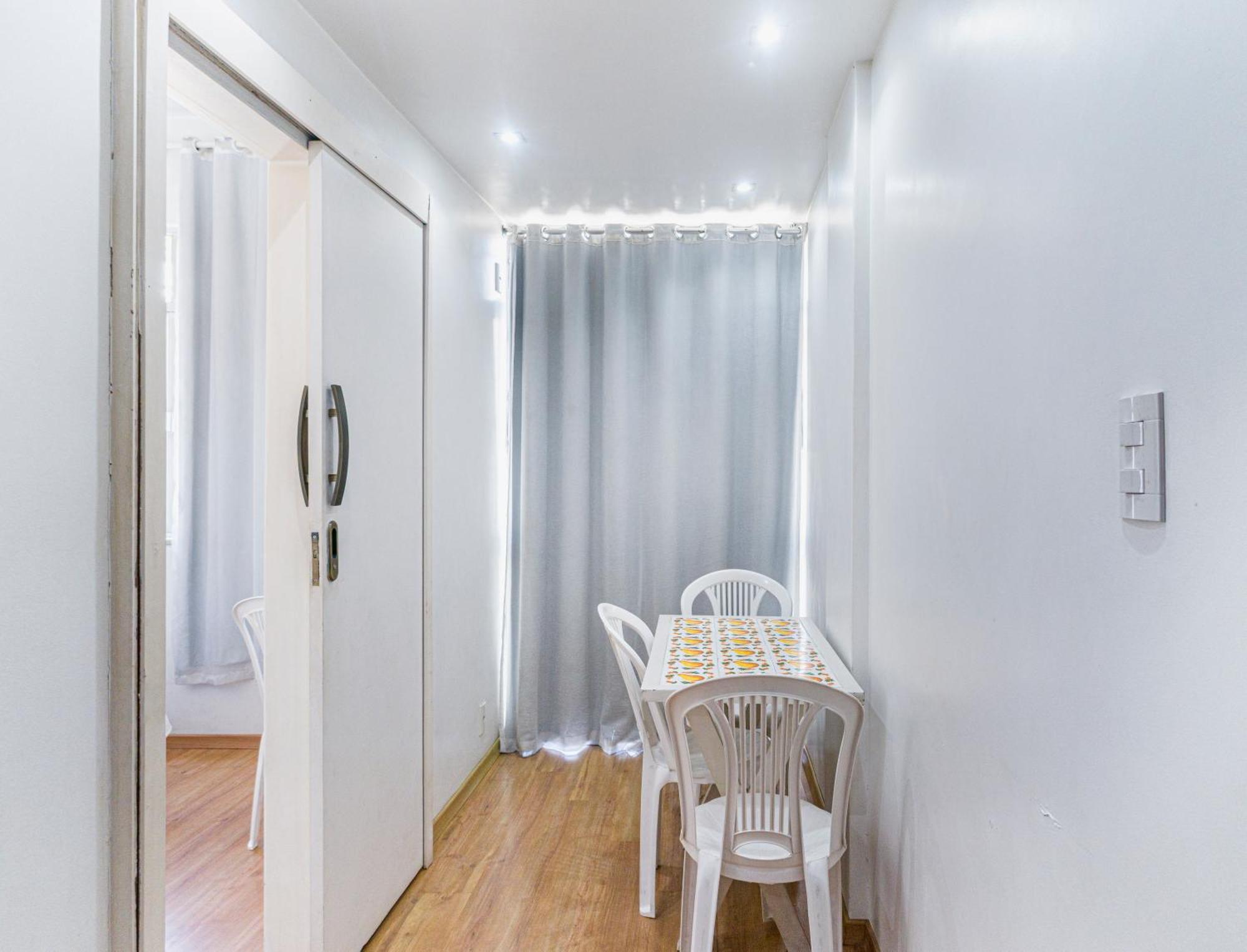 Apartamento Completo Na Praia De Copacabana 02 Quartos Com Vista Lateral Mar Em Andar Alto, Ar, Wifi , Netflix, Pauloangerami Rmvc18 Rio de Janeiro Kültér fotó